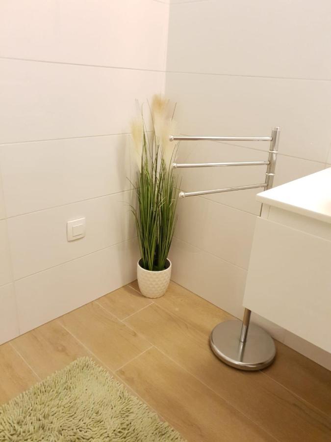 Orchid Seaview Apartment With Garage Parking ซาตอน ภายนอก รูปภาพ